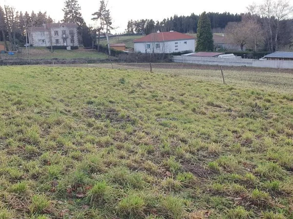 Terrain 1635 m² 