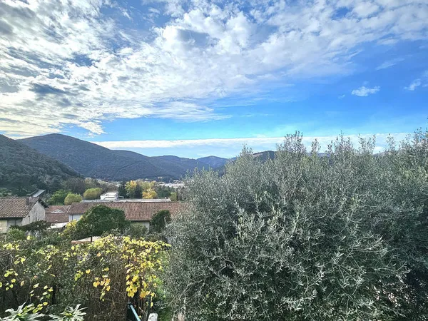 Maison rénovée : Deux appartements lumineux + vue panoramique Cévennes 