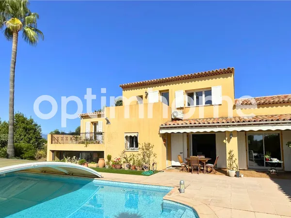 Vends maison avec piscine et vue panoramique 