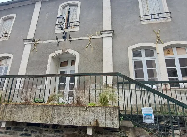 Maison 6 pièces 310 m² 