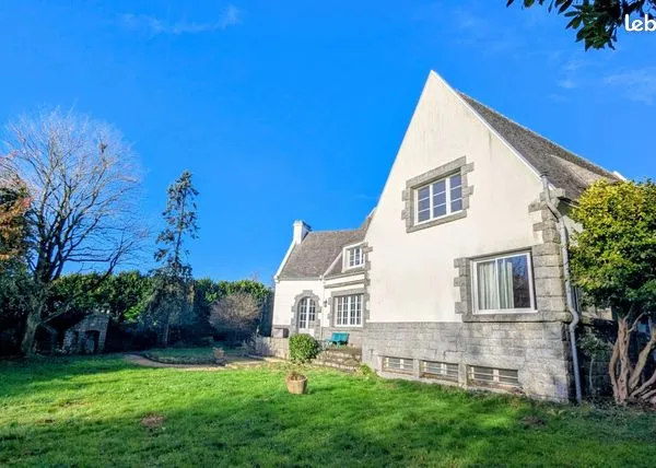 Maison 6 pièces 296 m² 