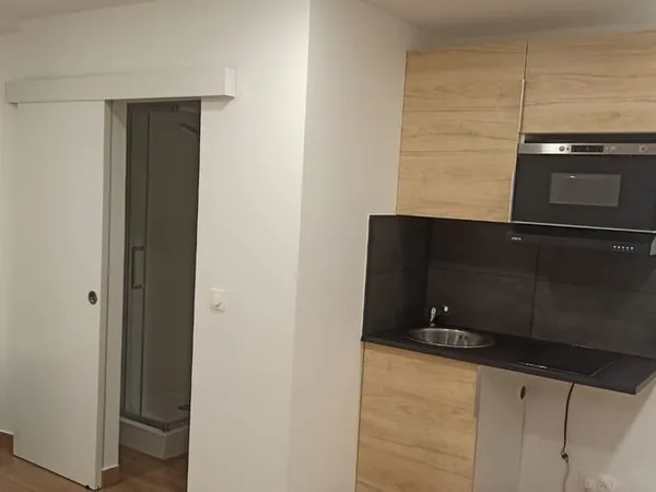 Studio 16m2 à louer Marseille 