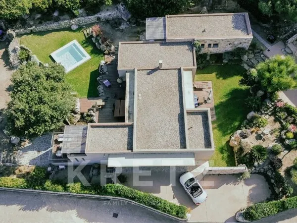 Corbara - Villa contemporaine avec vue mer exceptionnelle