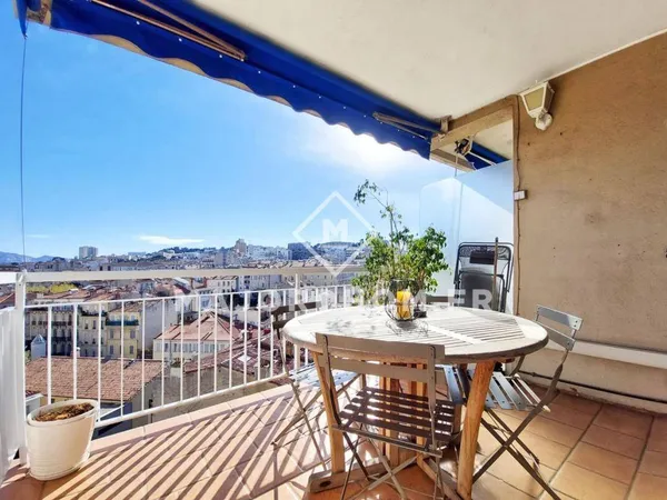 Appartement 6 pièces 152 m² 