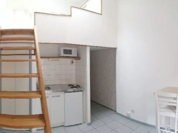 Studio 1 pièce 21 m² 