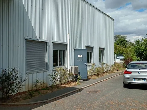 Local industriel à louer / Châteauroux 