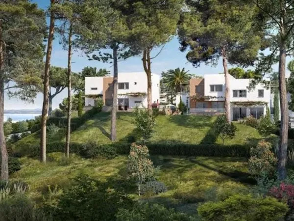 LA SEYNE SUR MER face à la rade de TOULON - proche centre ville 