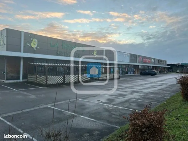 Local commercial 1 100 m² 