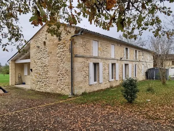 Maison À Vendre + Appartement de type T3 