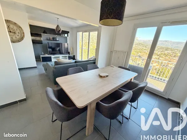 Appartement 3 pièces 69 m² 
