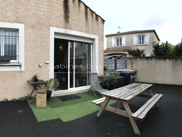 Location Appartement 2 pièces de 47m2 avec Terrasse et Parki 