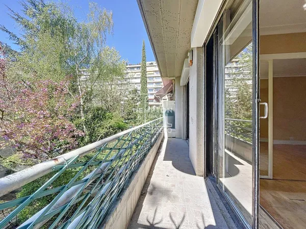 Appartement 4 pièces 122 m² 