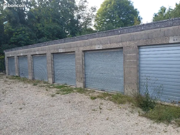 Box a louer proche gare 