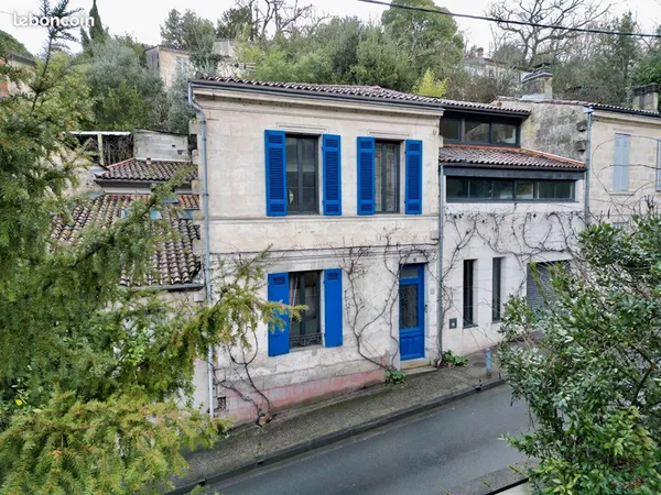 Maison 8 pièces 248 m² 