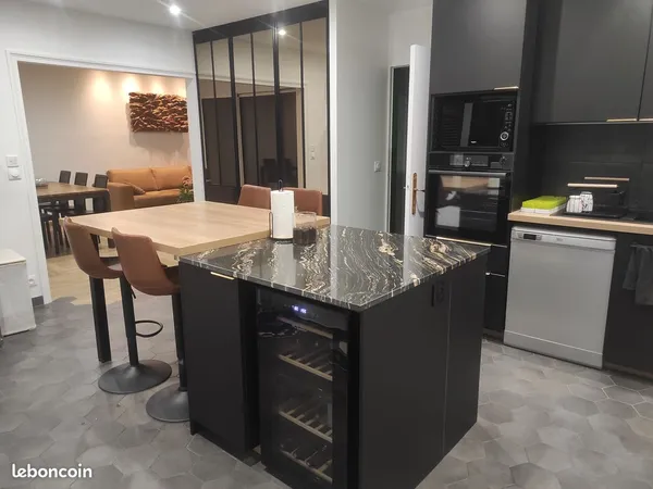 Maison Roncq 145m2 habitable, garage, cave, grenier, jardin 500m2 