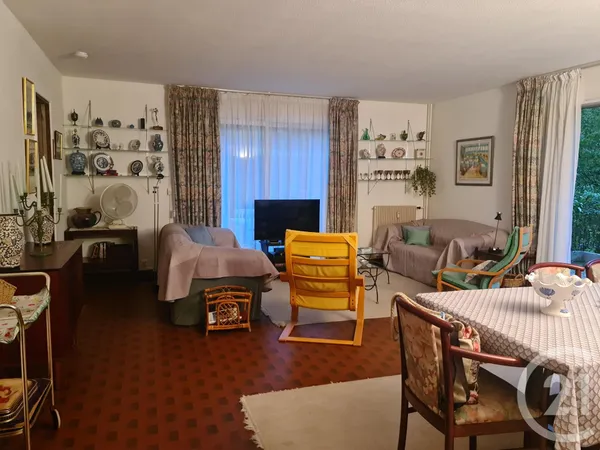Appartement 3 pièces 81 m² 
