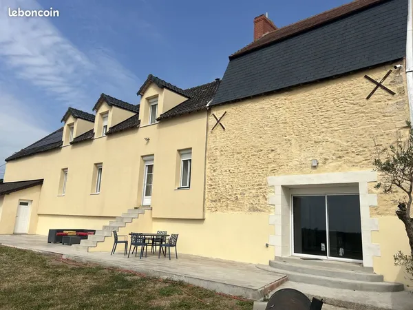 Propriété 6 pièces 226 m² 