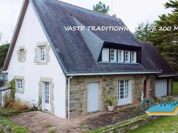 Maison 7 pièces 203 m² 