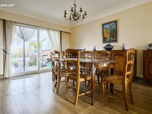 Maison 5 pièces 133 m² 