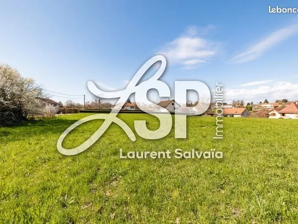 Terrain 840 m² 