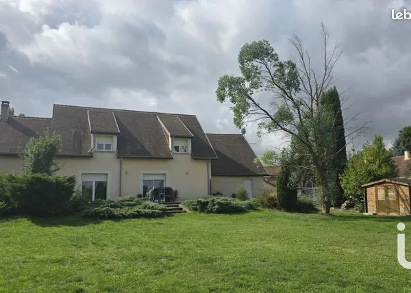 Maison 8 pièces 158 m² 