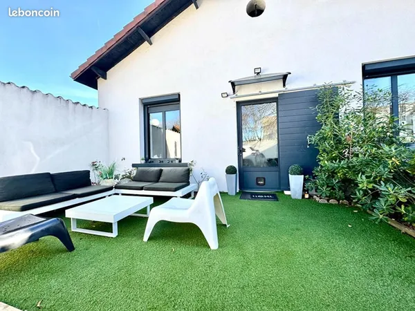 Maison 8 pièces 170 m² 