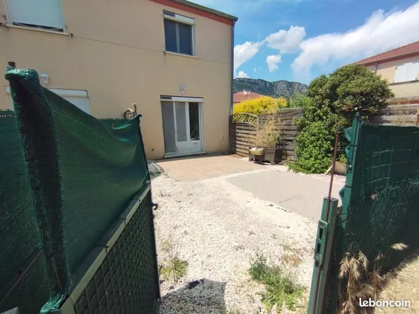 Vente appartement jardin garage cave place stationnement 