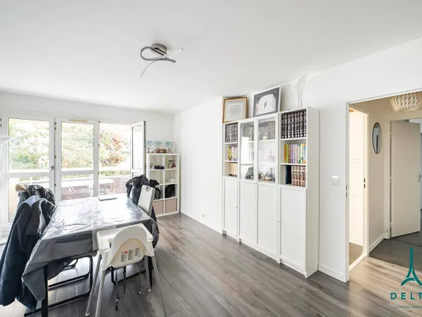 LEVALLOIS/PERRET - A VENDRE APPARTEMENT 3 PIECES AVEC TERRASSE + PARKING - PARFAIT ETAT 