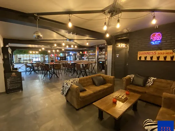 Local commercial 480 m² 
