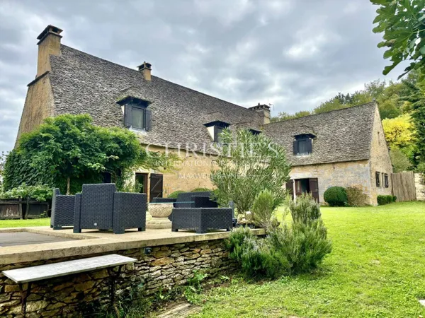 Maison 8 pièces 270 m² 
