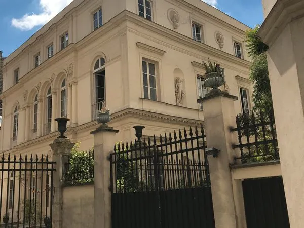 Cave 3m2 13 rue Bleue Paris 9 