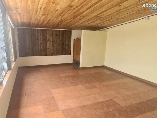 Local professionnel 50 m² 