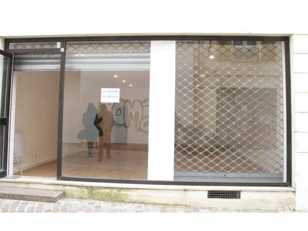 Local commercial 48 m² 