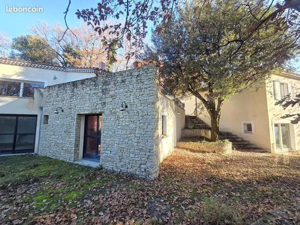 Maison 6 pièces 235 m² 