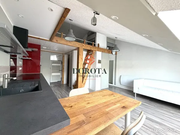 Studio 1 pièce 24 m² 