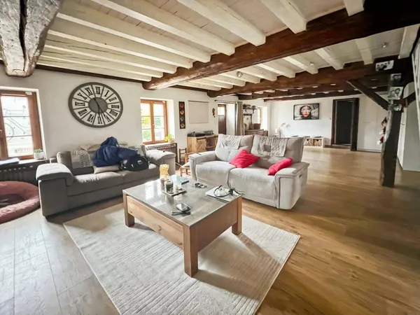 Maison 6 pièces 198 m² 