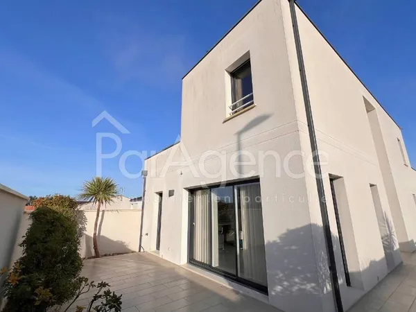 Maison 4 pièces 108 m² 