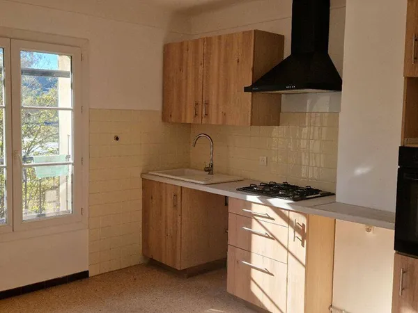 Appartement 3 pièces 75 m² 