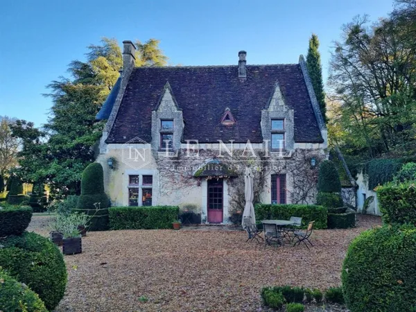 Manoir du XVIe siècle restauré dans la Vallée de Ronsard 