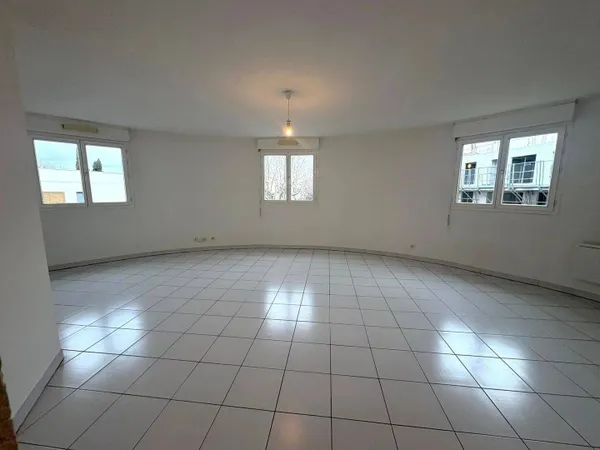 Appartement 3 pièces 75 m² 