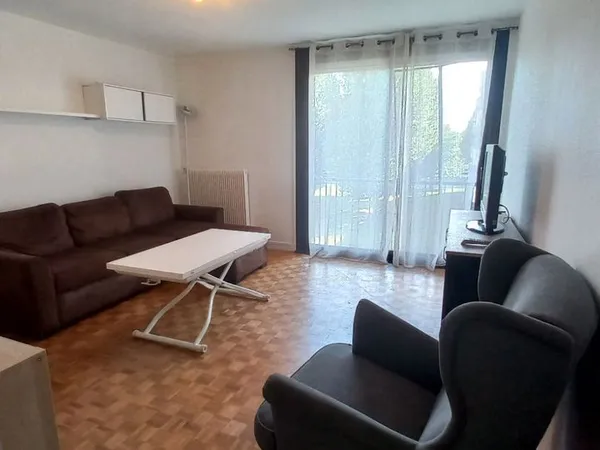 Appartement meublé T3 58 m2 dans résidence tranquille et agréable 
