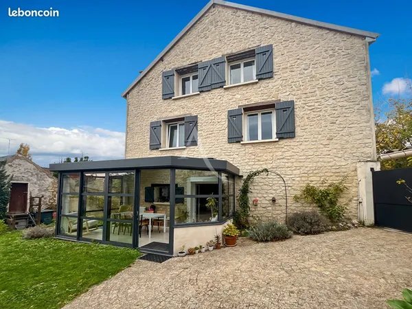 Maison 6 pièces 116 m² 