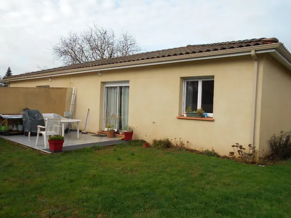 Maison 3 pièces 68 m2 garage et jardin clos 