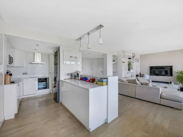 Vends appartement 78m² Saint Cloud / Val d'Or 