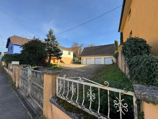À louer Maison familiale 5 pièces de 86,99 m2 avec sous-so 