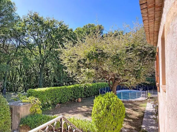 Maison 2 pièces 160 m² 