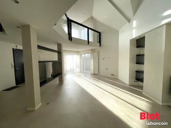 Maison 6 pièces 161 m² 