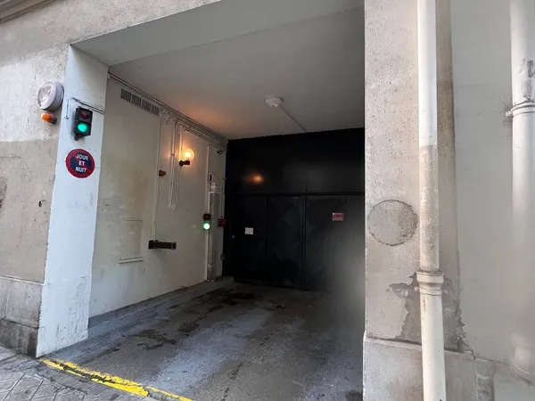 Parking 10 m² 