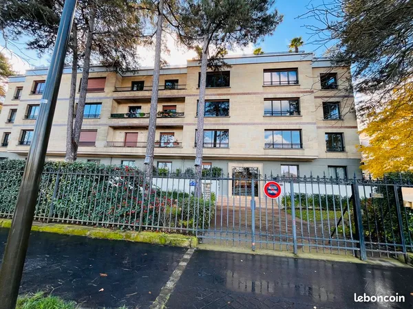 Chambre-bureau 12 m2 boulogne-b 