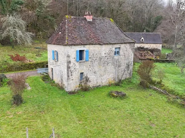 Propriété 3 pièces 52 m² 